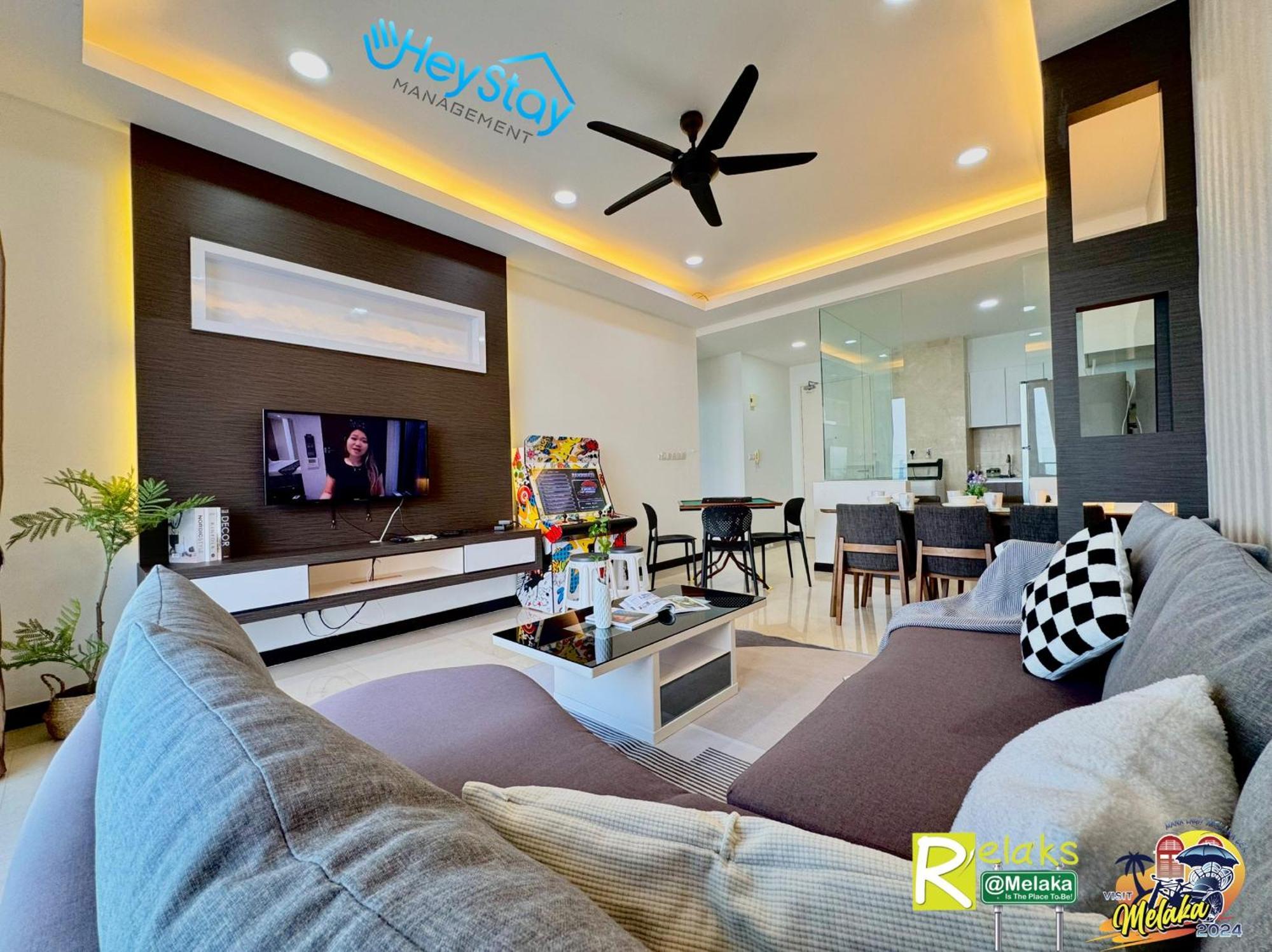 Silver Scape Residence Melaka Raya By Heystay Management Ngoại thất bức ảnh
